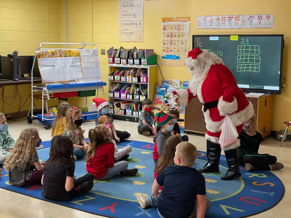 Santa dropped by UEC to give Christmas Cheer